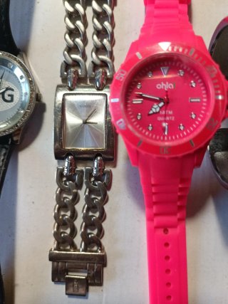 Lote de 7 relojes de mujer