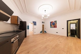 Local comercial en venta en Palacio en Madrid
