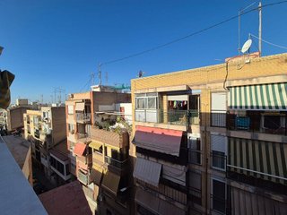 Ático en venta en Carolinas Bajas en Alicante