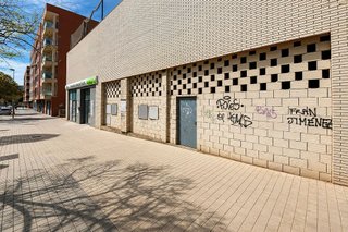 Local comercial en venta en San Luis en Almería