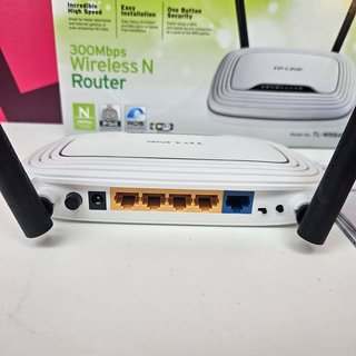 Router Cable TP-LINK 300Mbps TL-WR841N