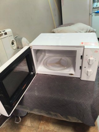 Microondas Daewoo con Grill