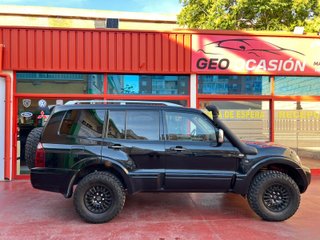 Mitsubishi Montero 2005