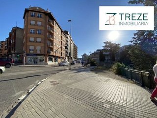 Local comercial en venta en Santo Domingo - La Estación en Aranda de Duero