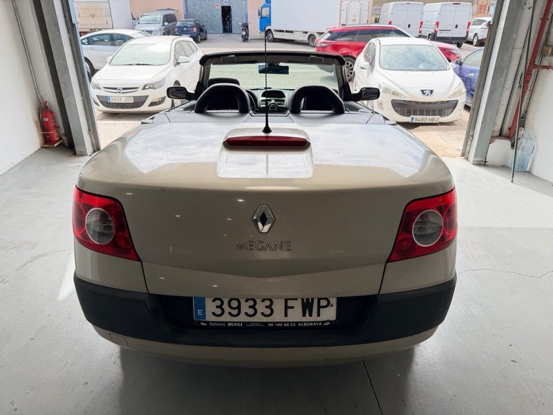 Renault Mégane 1.6 16v Dynamique 3P 2007, foto 4