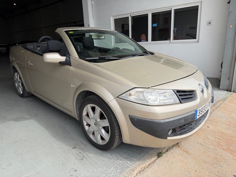 Renault Mégane 1.6 16v Dynamique 3P 2007, foto 2