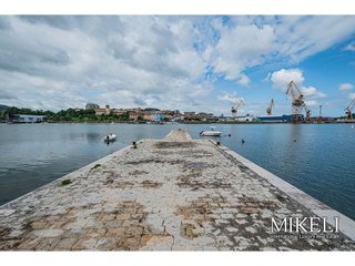Local comercial en venta en Marina de Cudeyo