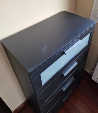 Cómoda IKEA Brimnes Negra con 4 cajones
