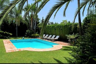 Chalet en alquiler en Los Naranjos - Las Brisas en Marbella