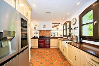 Chalet en alquiler en Los Naranjos - Las Brisas en Marbella