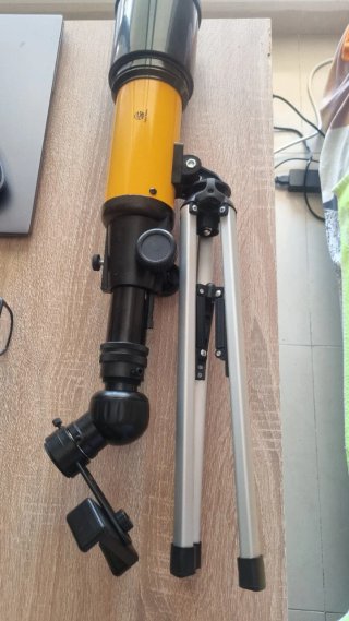 Telescopio Fetch Falcon con accesorios