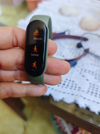 Mi Band 6 con accessorios