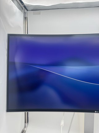 Monitor Curvo LG 34UC99-W + Cuffie EPOS Adapt 600