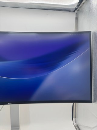 Monitor Curvo LG 34UC99-W + Cuffie EPOS Adapt 600