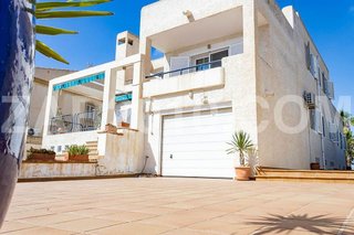 Chalet en venta en Las Marinas en Garrucha