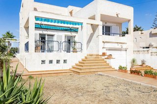 Chalet en venta en Las Marinas en Garrucha