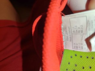Botas de fútbol infantiles rojas