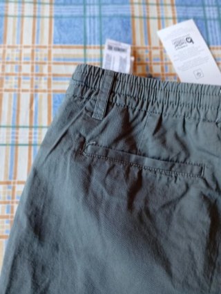 Short verde Springfield Talla S sin estrenar