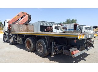 SCANIA 4 Ejes con Pluma y Plataforma