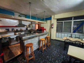Local comercial en venta en San Roc - El Remei en Badalona