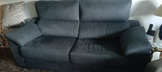 Sofá de tela gris