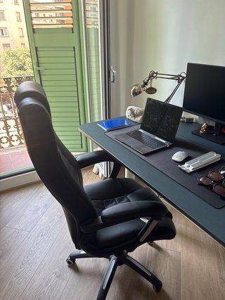 Silla de escritorio negra