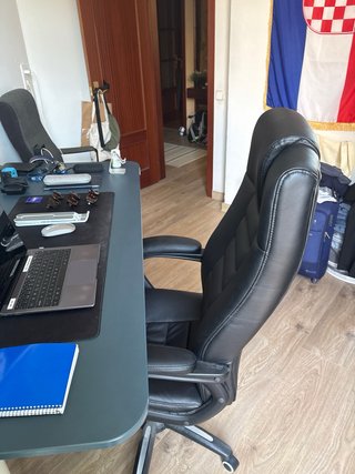Silla de escritorio negra