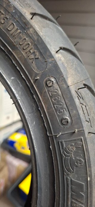 Neumatico Michelin de moto  110/70-12 47L