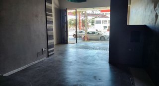 Local comercial en alquiler en Ciudad Jardín - Tagarete - El Zapillo en Almería