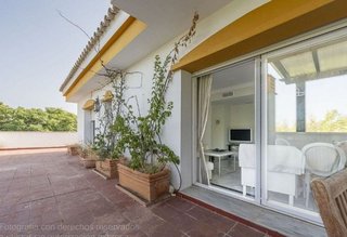 Ático en venta en Nueva Andalucía centro en Marbella