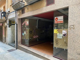 Local comercial en venta en Centro Ciudad en Plasencia