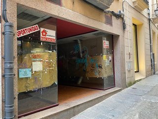 Local comercial en venta en Centro Ciudad en Plasencia