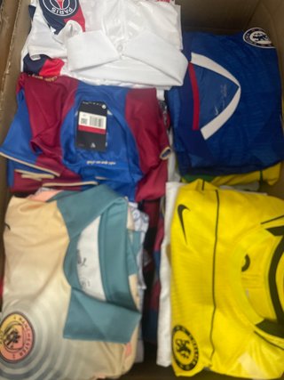 Camiseta de fútbol sorpresa
