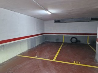 Garaje en alquiler en Centre en Sabadell