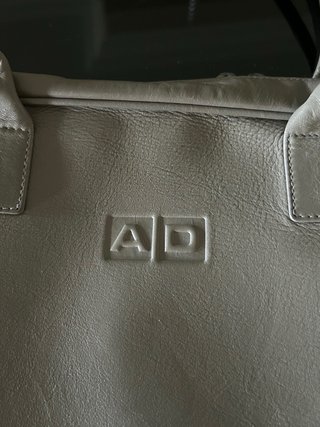 Bolsa portadocumentos de piel