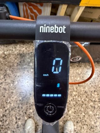 Patinete Eléctrico Ninebot KickScooter F2 Pro