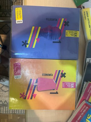 LIBROS Primero bachillerato humanidades MARISTAS