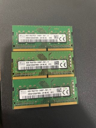 3x SK hynix 8GB DDR4 2400MHz RAM