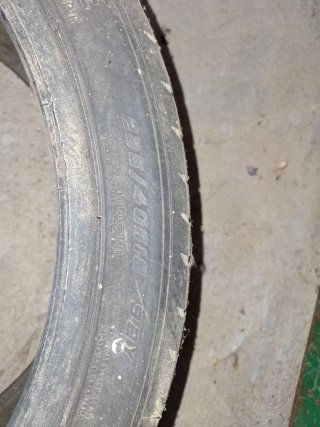 Rueda Goodyear 225/40 R18 92Y