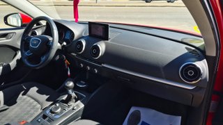 AUDI A3 1.6TDI 105CV 6 VELOCIDADES 75.000KM!!!