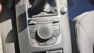 AUDI A3 1.6TDI 105CV 6 VELOCIDADES 75.000KM!!!
