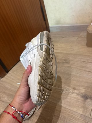 Zapatillas Nike Blancas y Grises