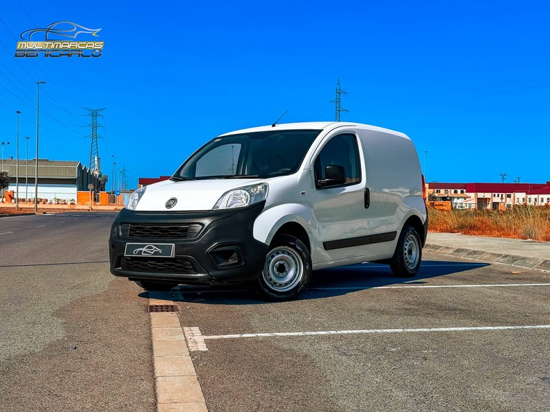 FIAT Fiorino Cargo 1.3Mjt Base desde 149€/mes* - foto 1