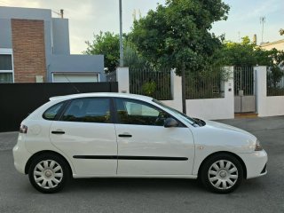 SEAT Ibiza 1.4 tdi 80cv del año 2007 con 138.000km