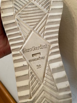 NERO GIARDINI - sandalias plataforma 38