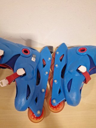 Patines en línea Oxelo azules y rojos