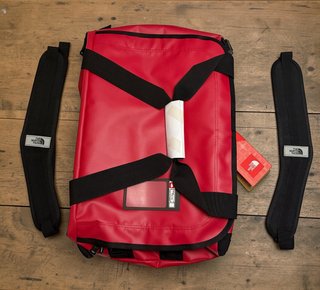 Mochila The North Face Base Camp 70L Roja