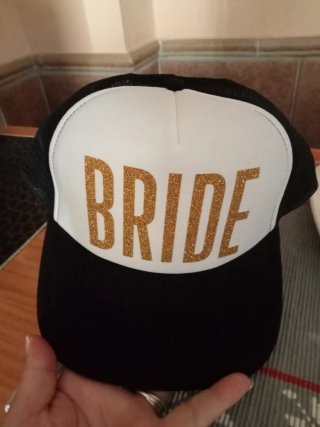 Gorra Bride Blanca y Negra