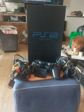Consola Sony PlayStation 2 Negra Completa