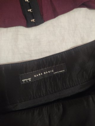 Conjunto Zara Falda y Corsé Negro/Rojo